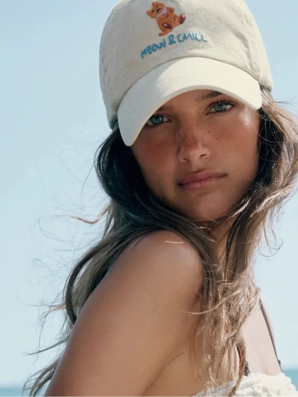 Meow and Chill baseball cap ZARA EMBROIDERED CAT TWILL CAP